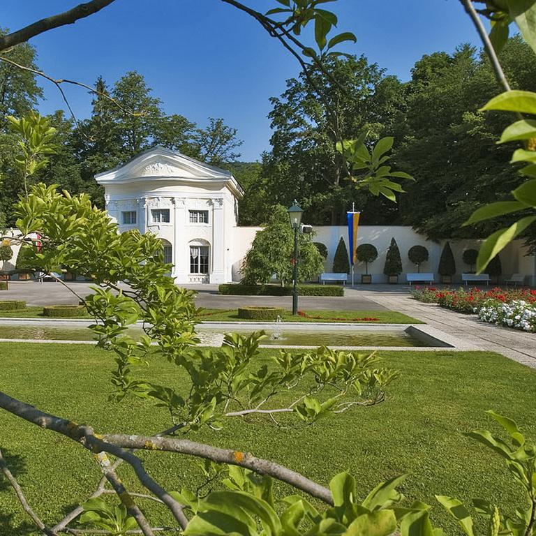 Hotel-Gasthof Martinek Баден Екстериор снимка